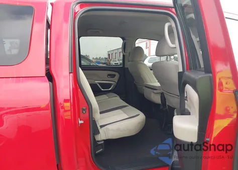 2021 Nissan Titan Xd Sv 4X4 z USA, uszkodzony, nr VIN 1N6AA1FA6MN507613